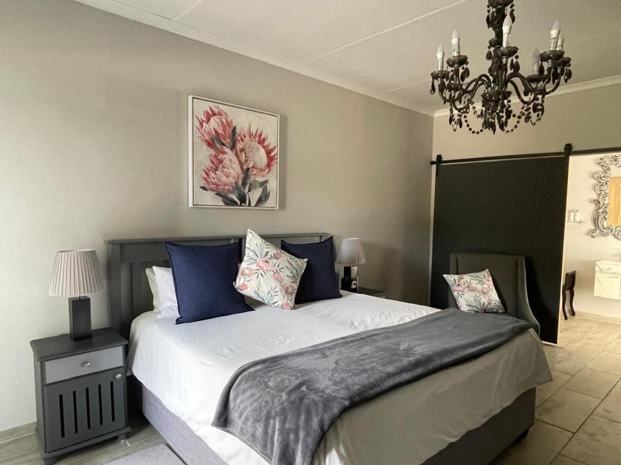 Nauntons Guest House & Wedding Venue Лейдисмит Екстериор снимка